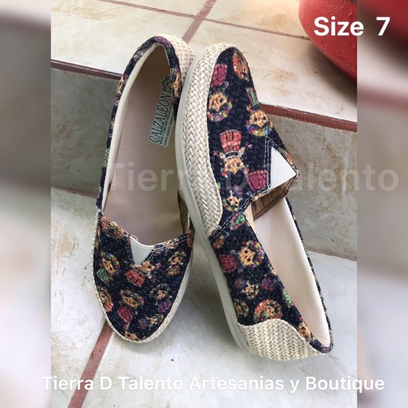 Women Shoes Artesanal Design, Made in México - Picture 1 of 1